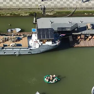  Botel De Coaster